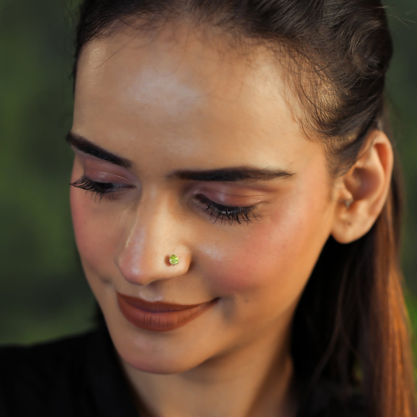 Natural Peridot Silver Nose Pin