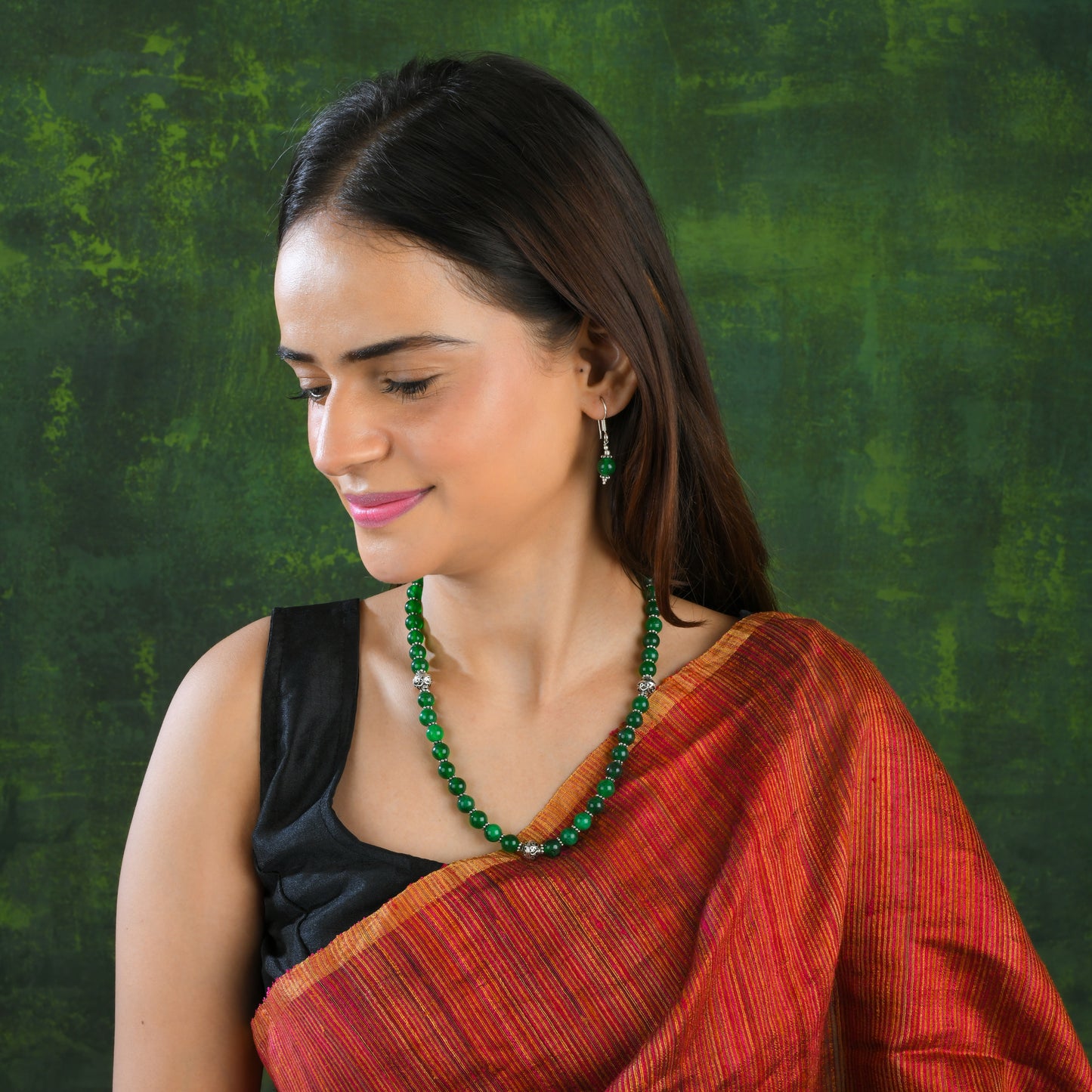 Single String Green Necklace