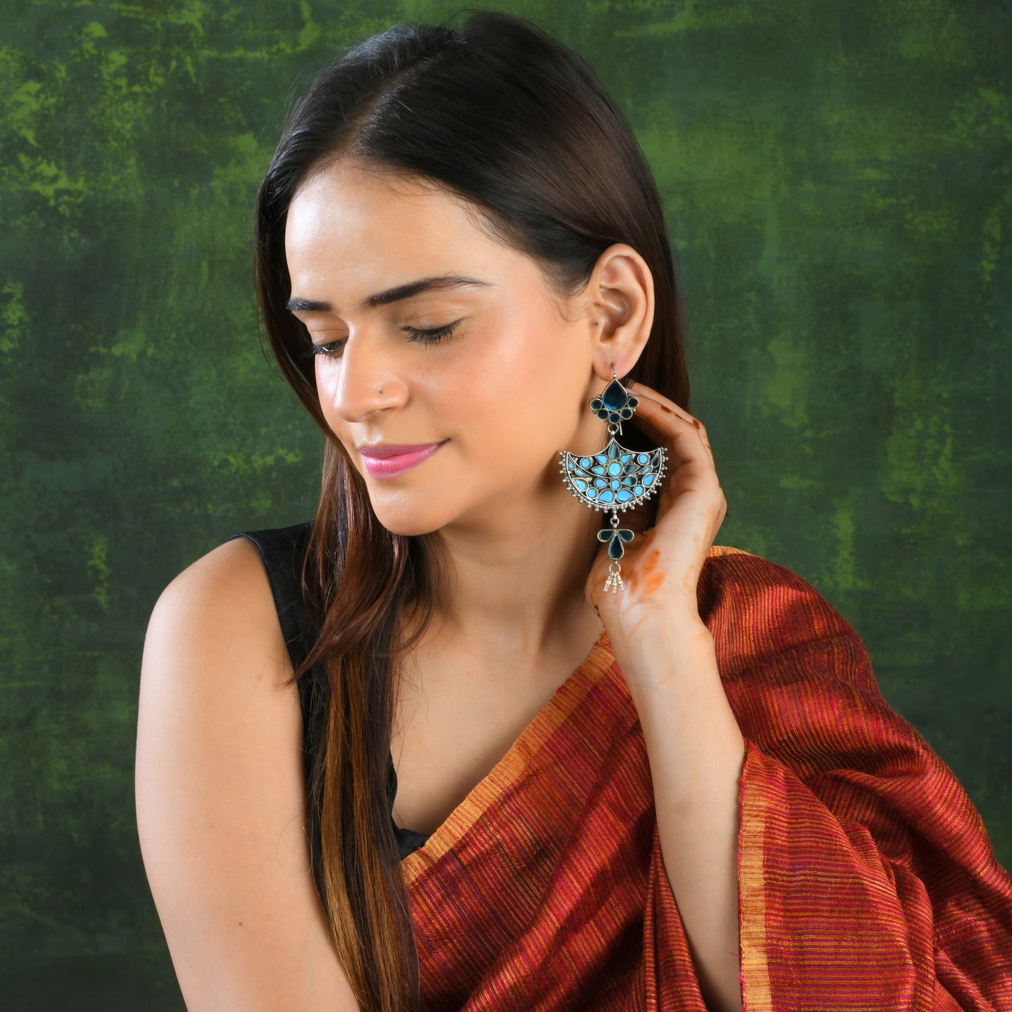 Madhu Chandrika Neela Aina Silver Earrings
