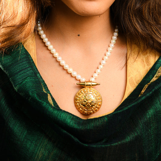 Playful Ganesha Necklace