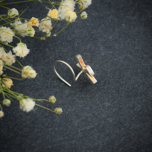 Pin Wheel Pink Silver Nose Pin