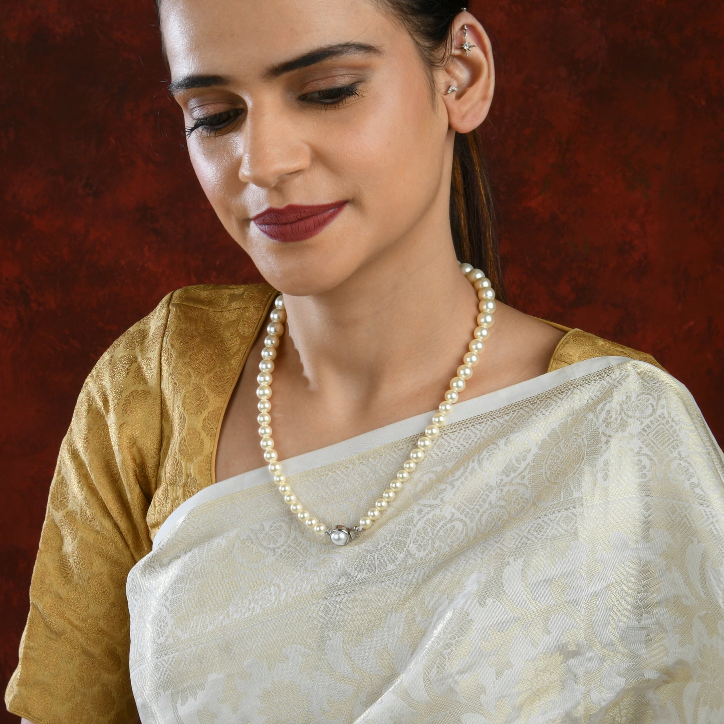 Graduated Swarovski Pearls Necklace