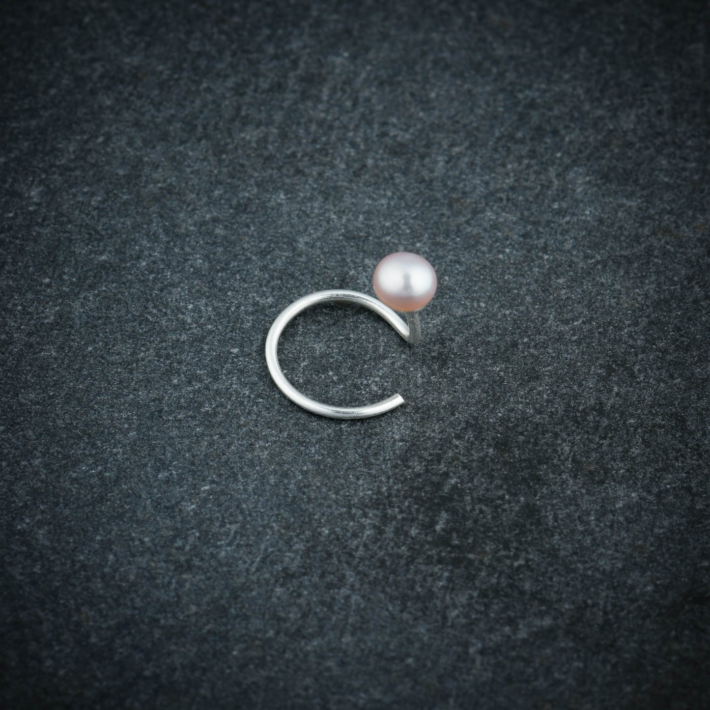 Peach Freshwater Pearl Nose Pin (Wire Type)