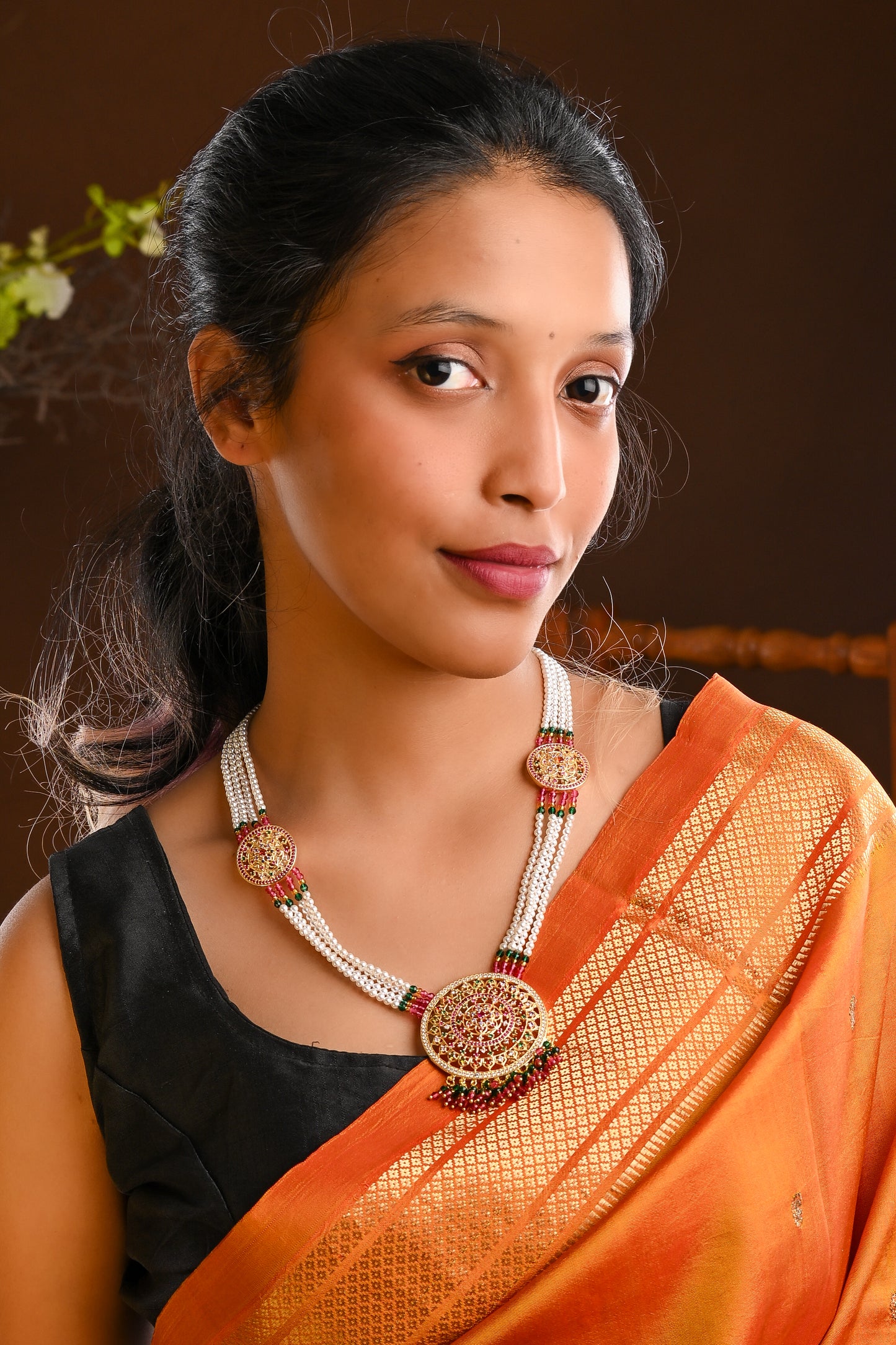 Heera Panna Short Necklace