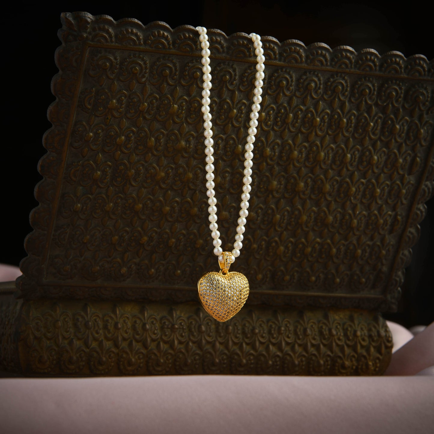 Diamond Heart Pearl Necklace