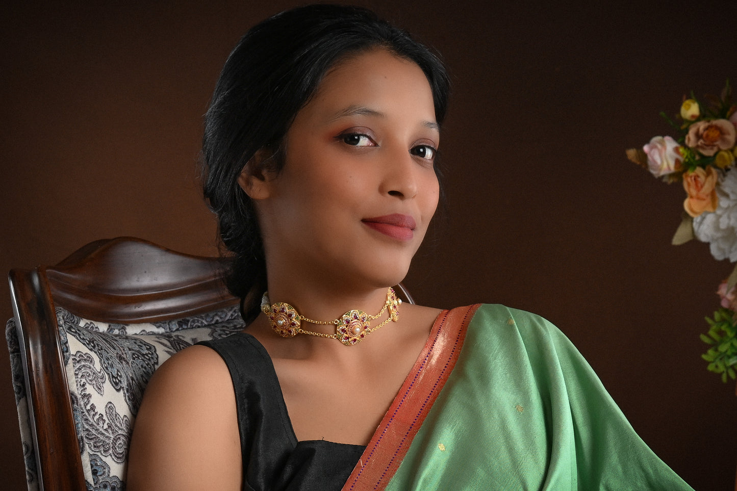 Heera Panna Ornate Choker