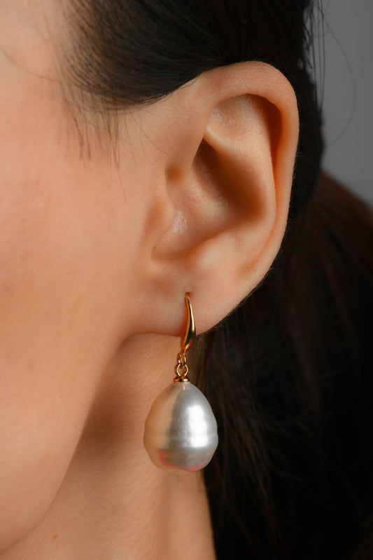 Serenity Pearl Earrings (Gold-plated)