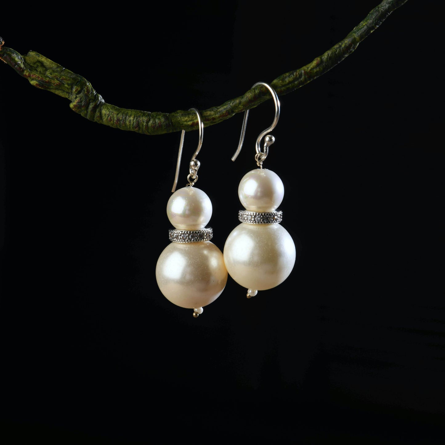 Pearl Zircon Globes