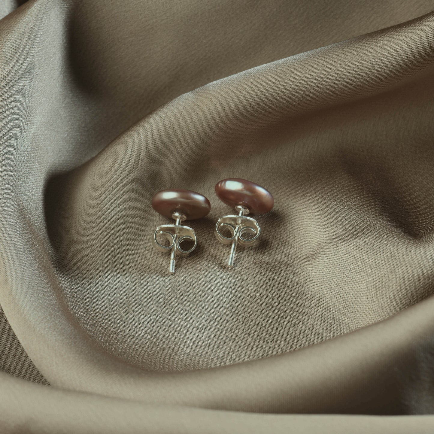 Stylish Lavender Freshwater Coin Pearl Studs