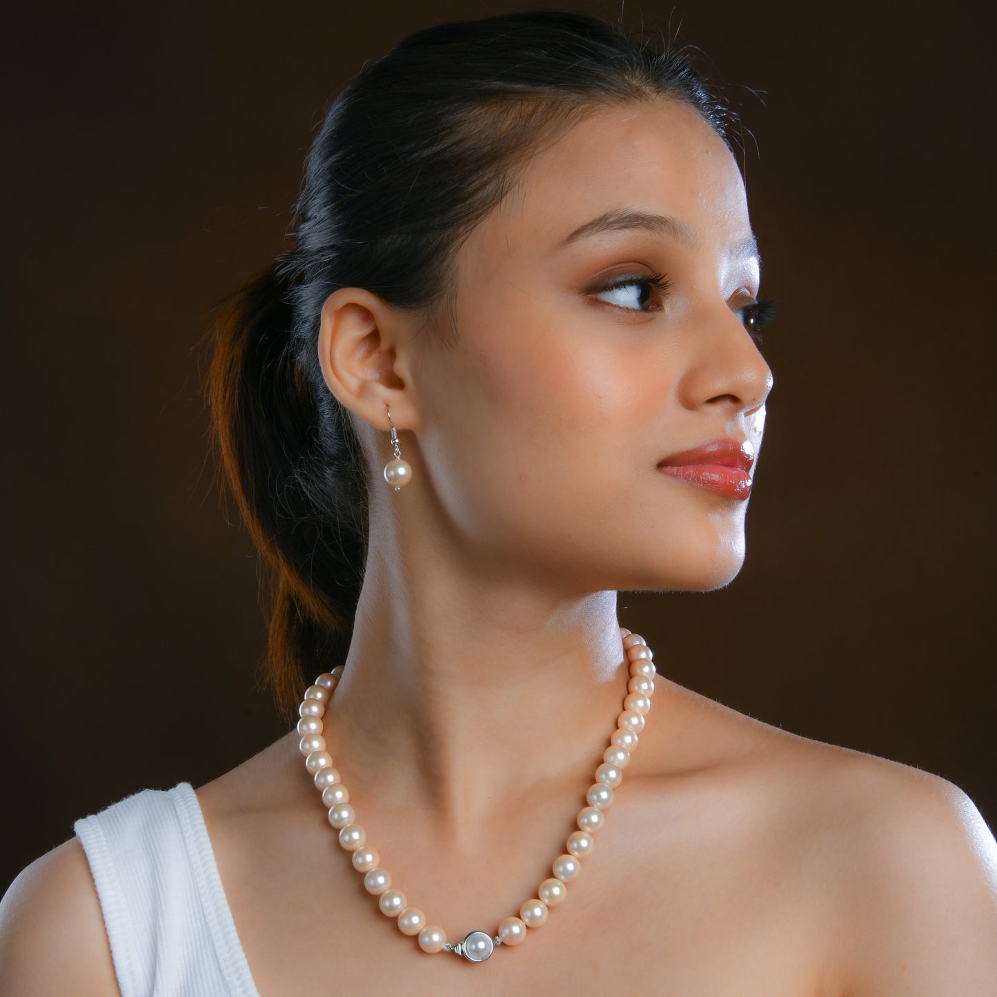 Peachy Pearls Necklace Set
