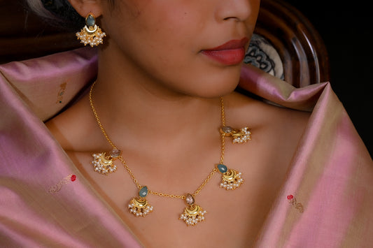 Half Moon Festive Necklace Set