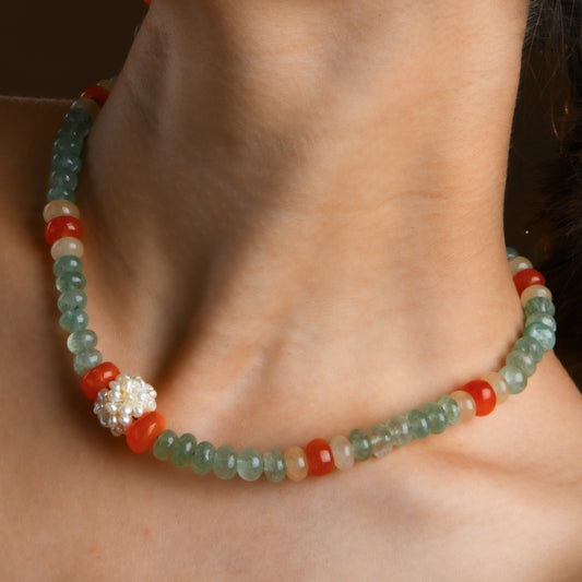 Whispers Of Spring Necklace Set