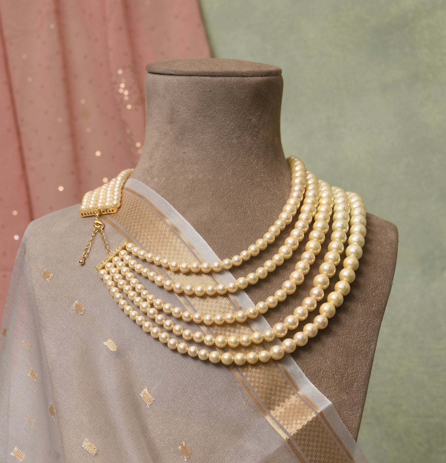 Pearl Cocktail Necklace II