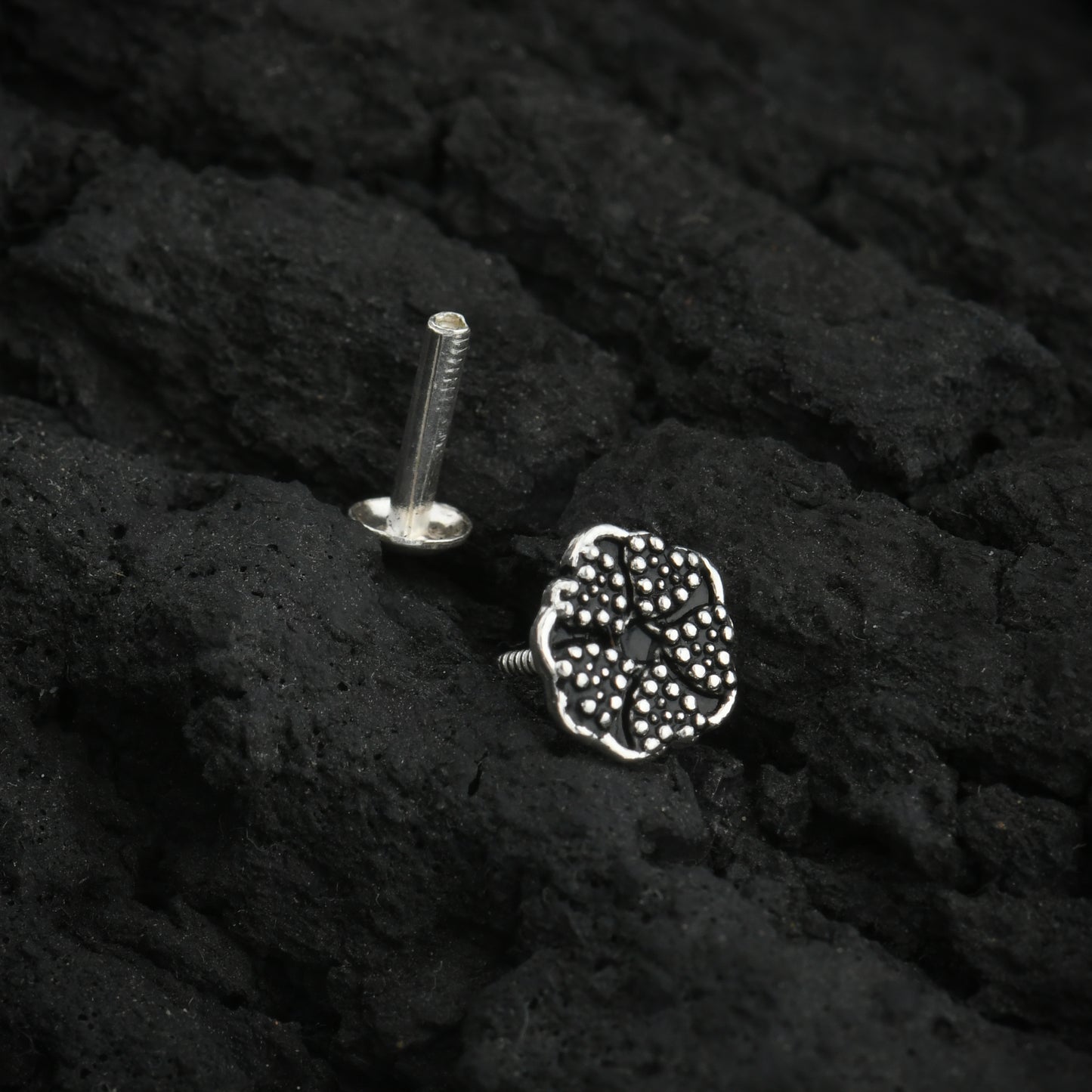 Leaf Oxidised Silver Nose Pin
