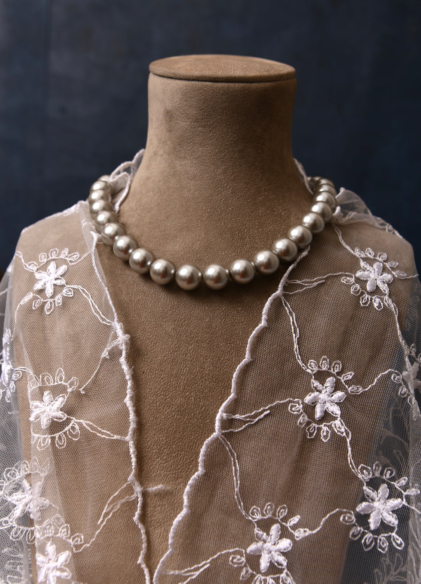 Silver Lining Pearl Necklace (14 mm)