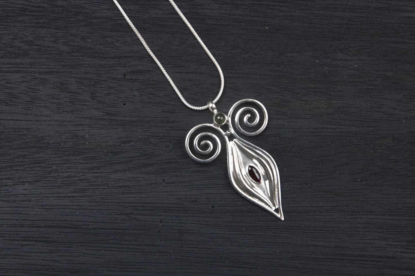 Third Eye Silver Pendant With Garnet And Peridot