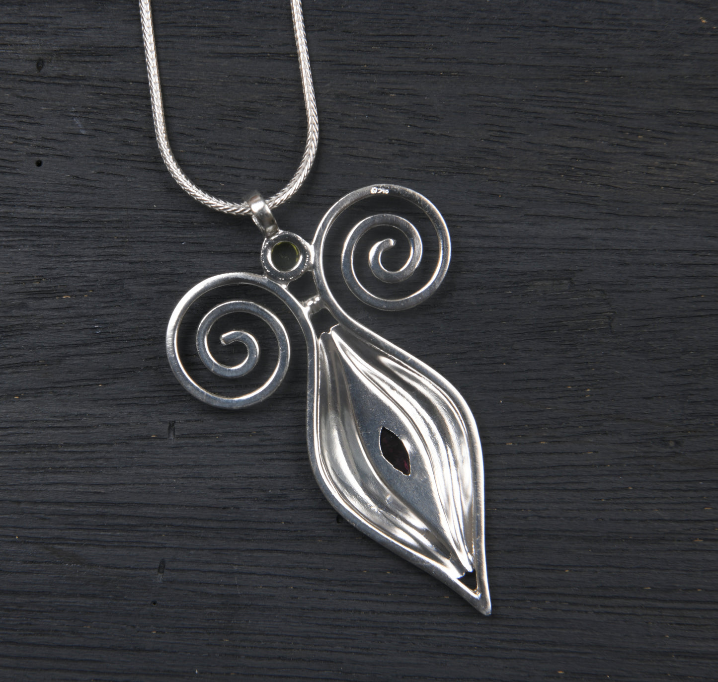 Third Eye Silver Pendant With Garnet And Peridot