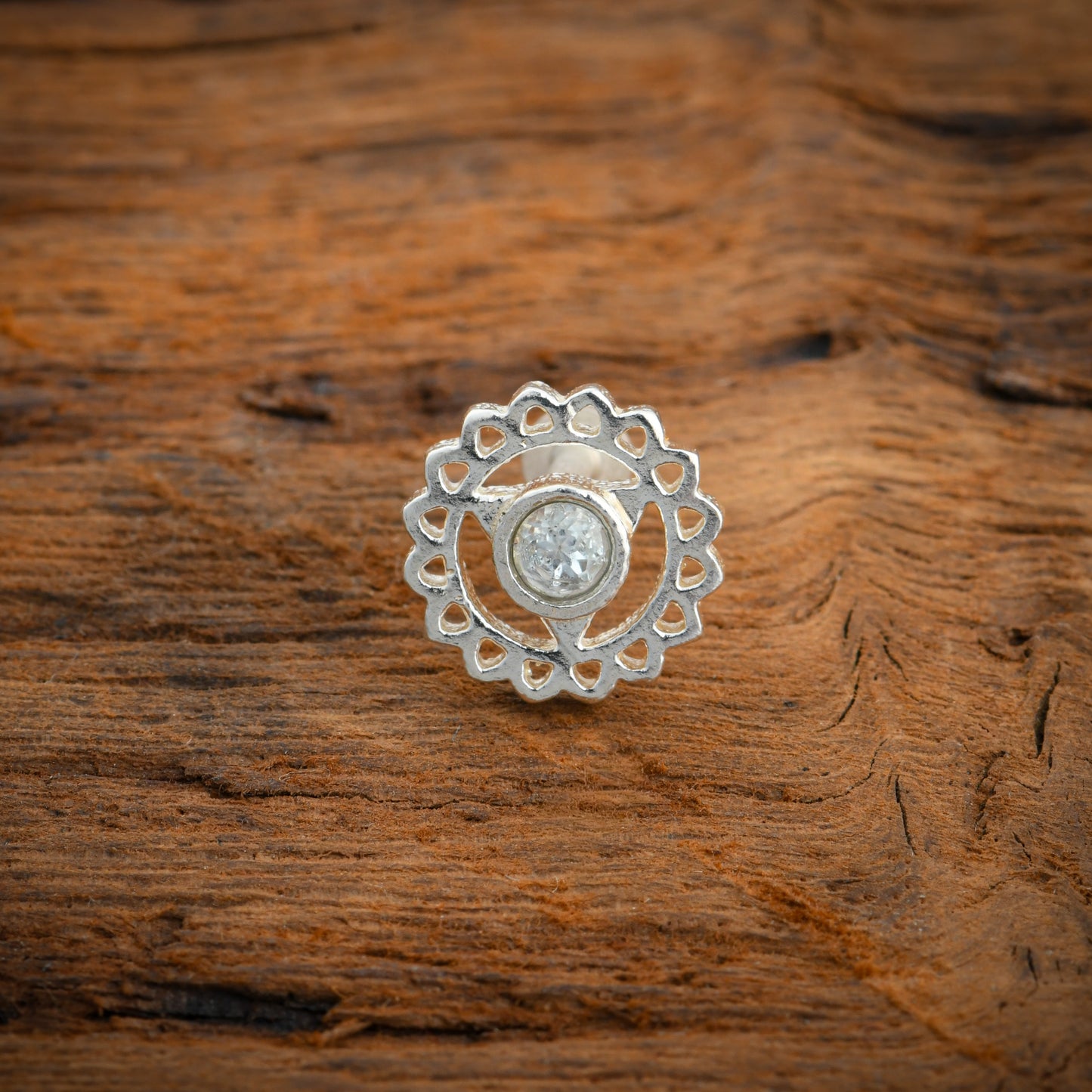 Vishuddhi Chakra Silver Nose Pin