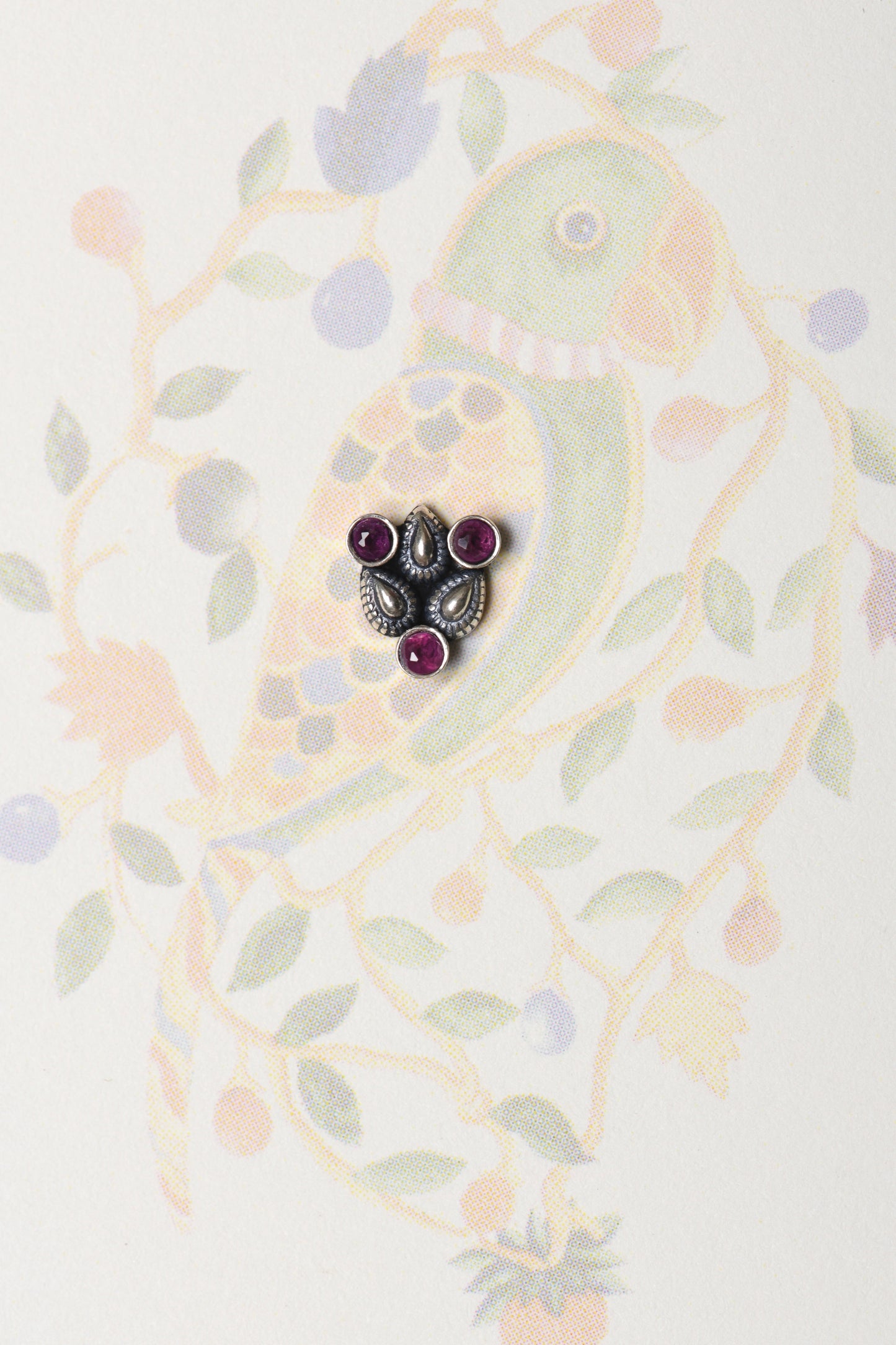 Stone Nose Pin 70