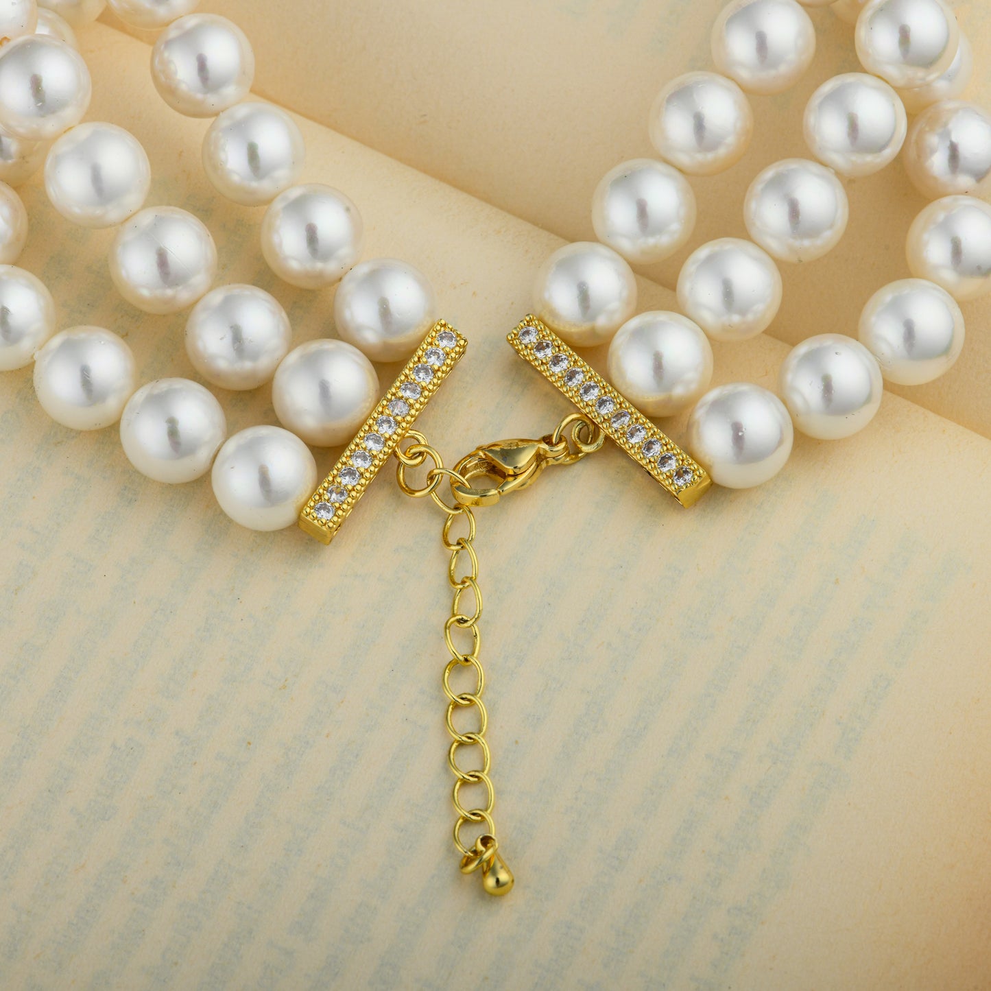 Florence Pearl Choker Necklace And Studs Set