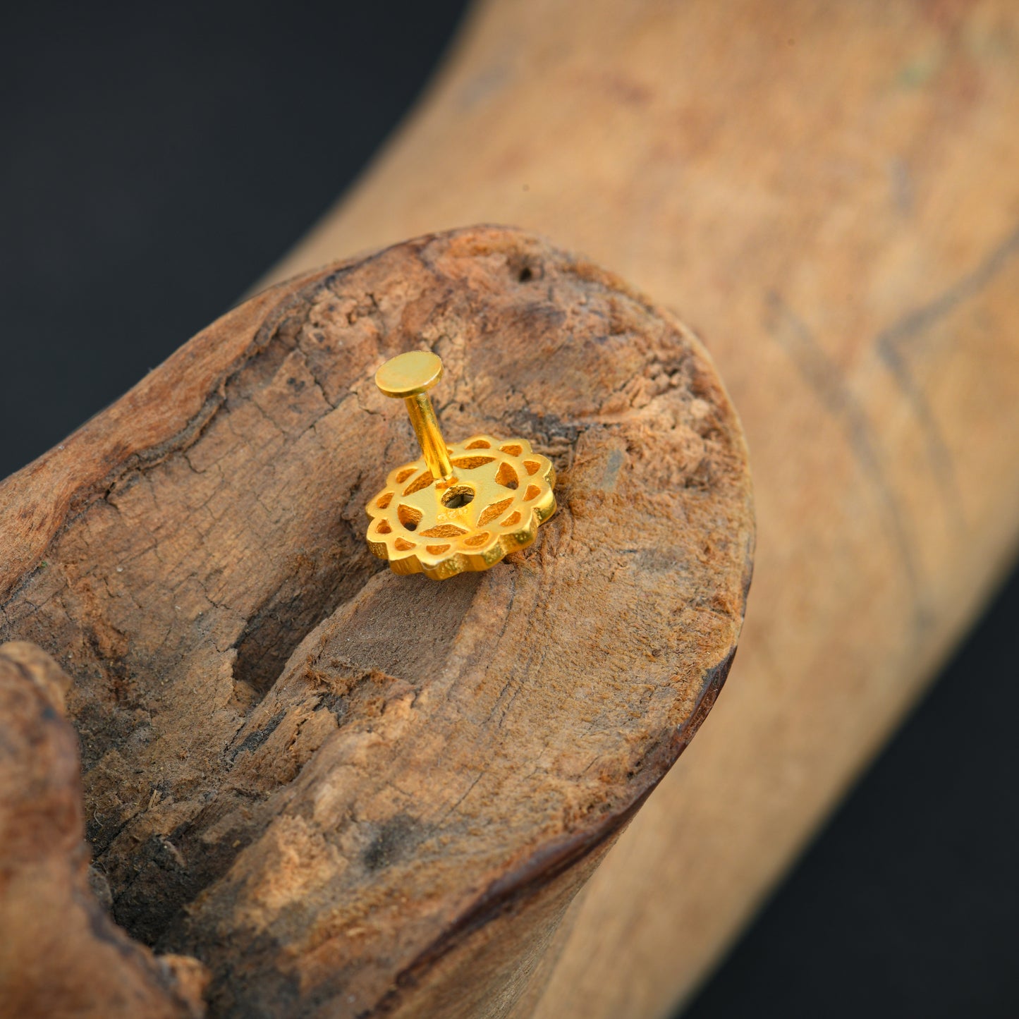 Anahat(Heart) Chakra Gold Plated Silver Nose Pin
