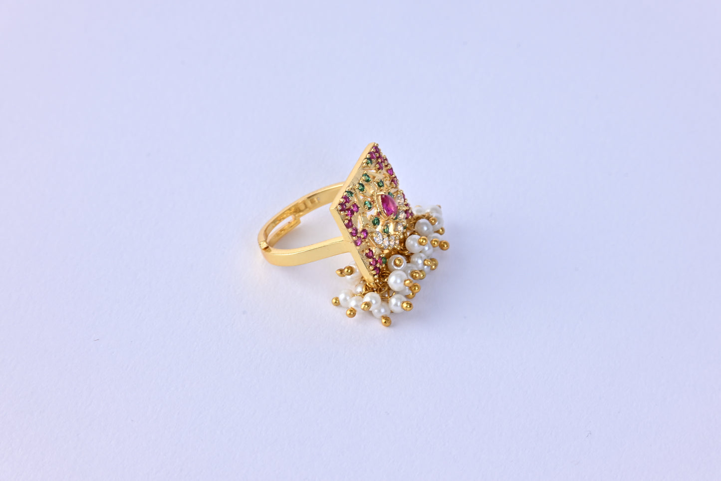 Heera Panna Exclusive Ring