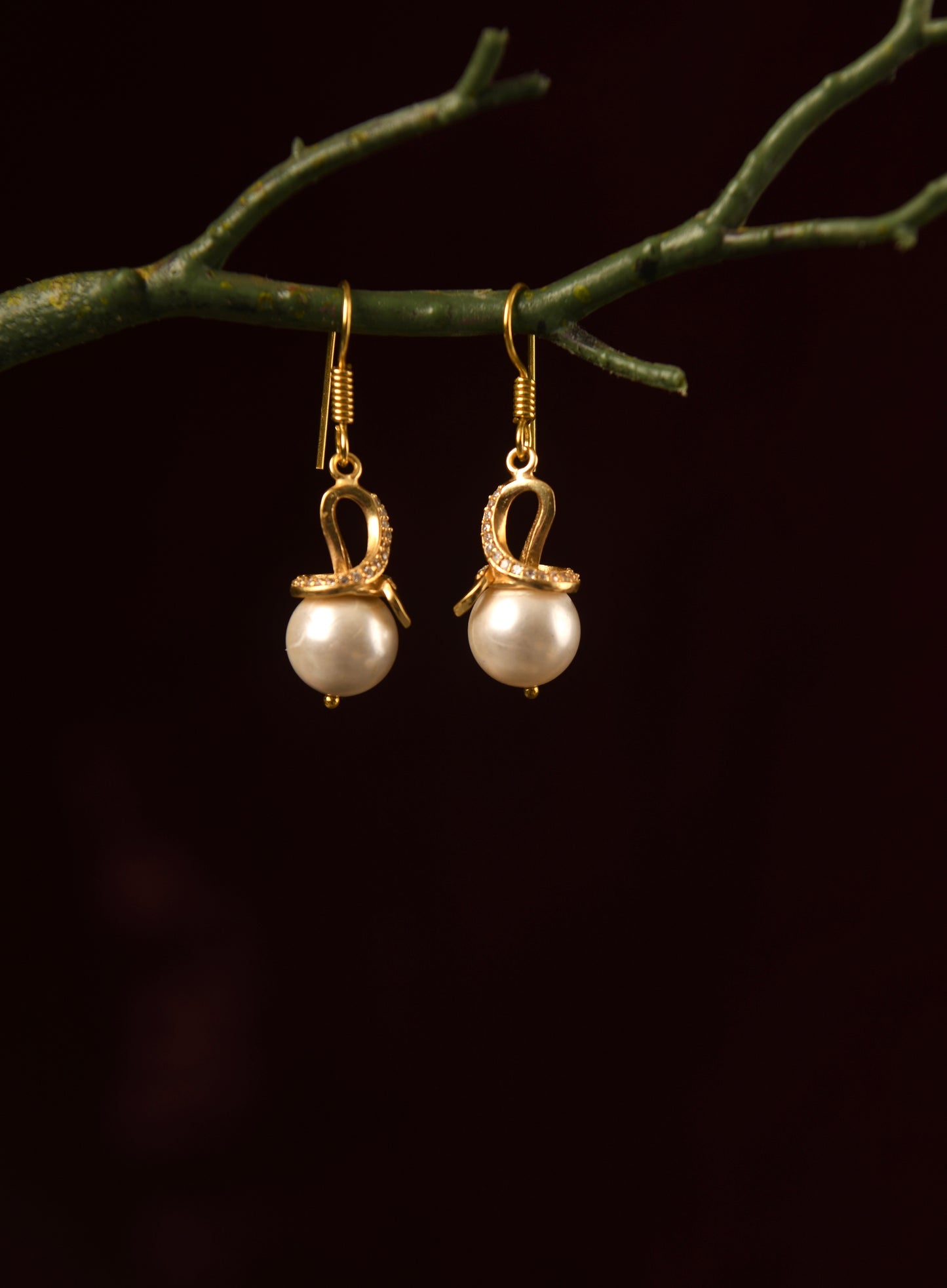 Golden CZ Pearl Dangler