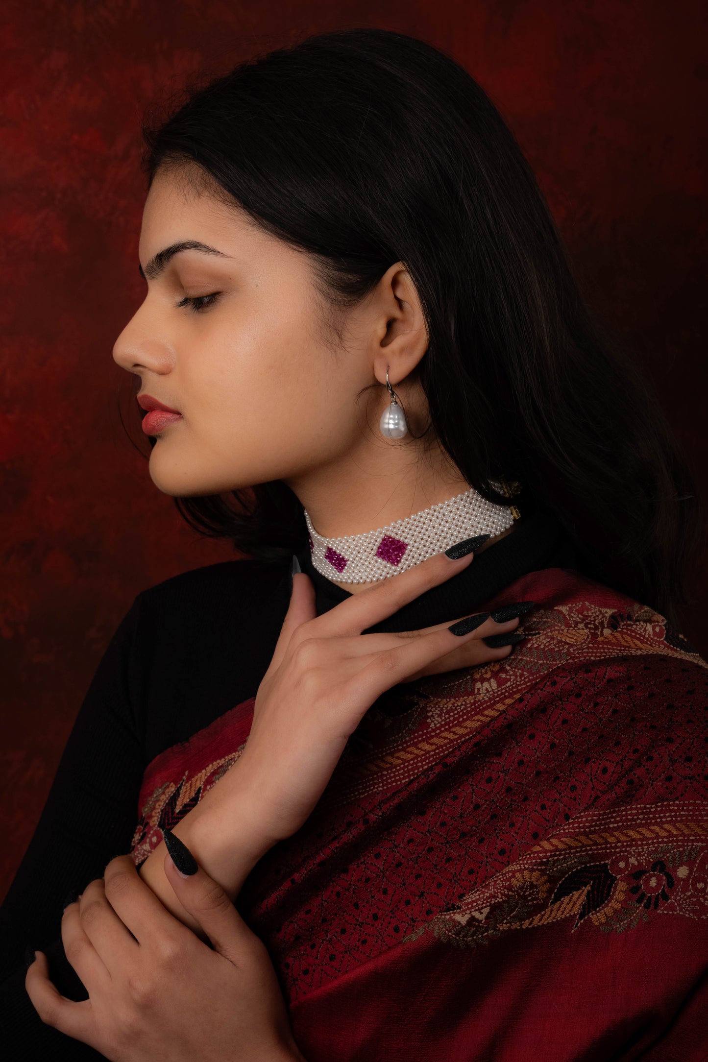 Pearl Ruby Choker Band