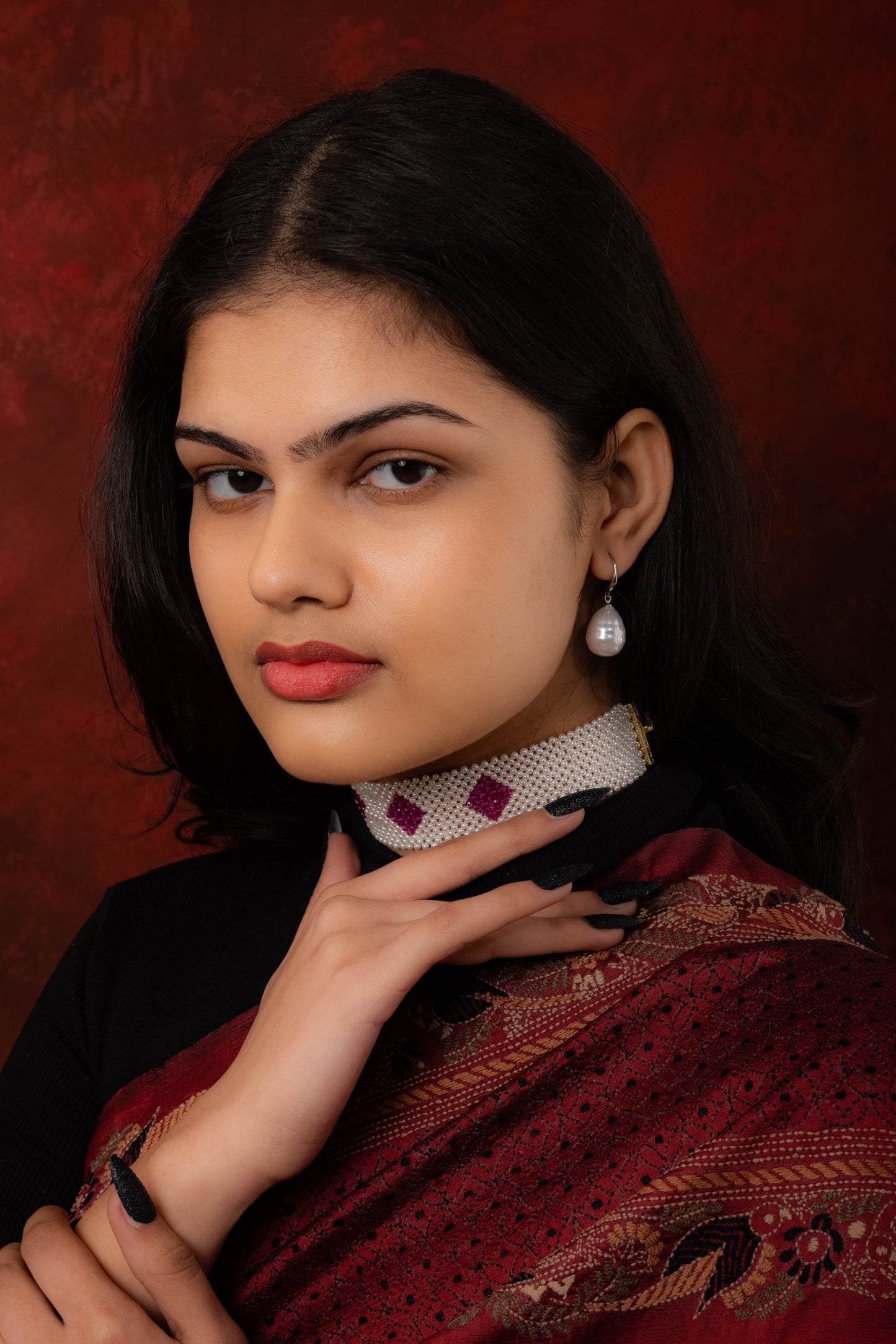 Pearl Ruby Choker Band