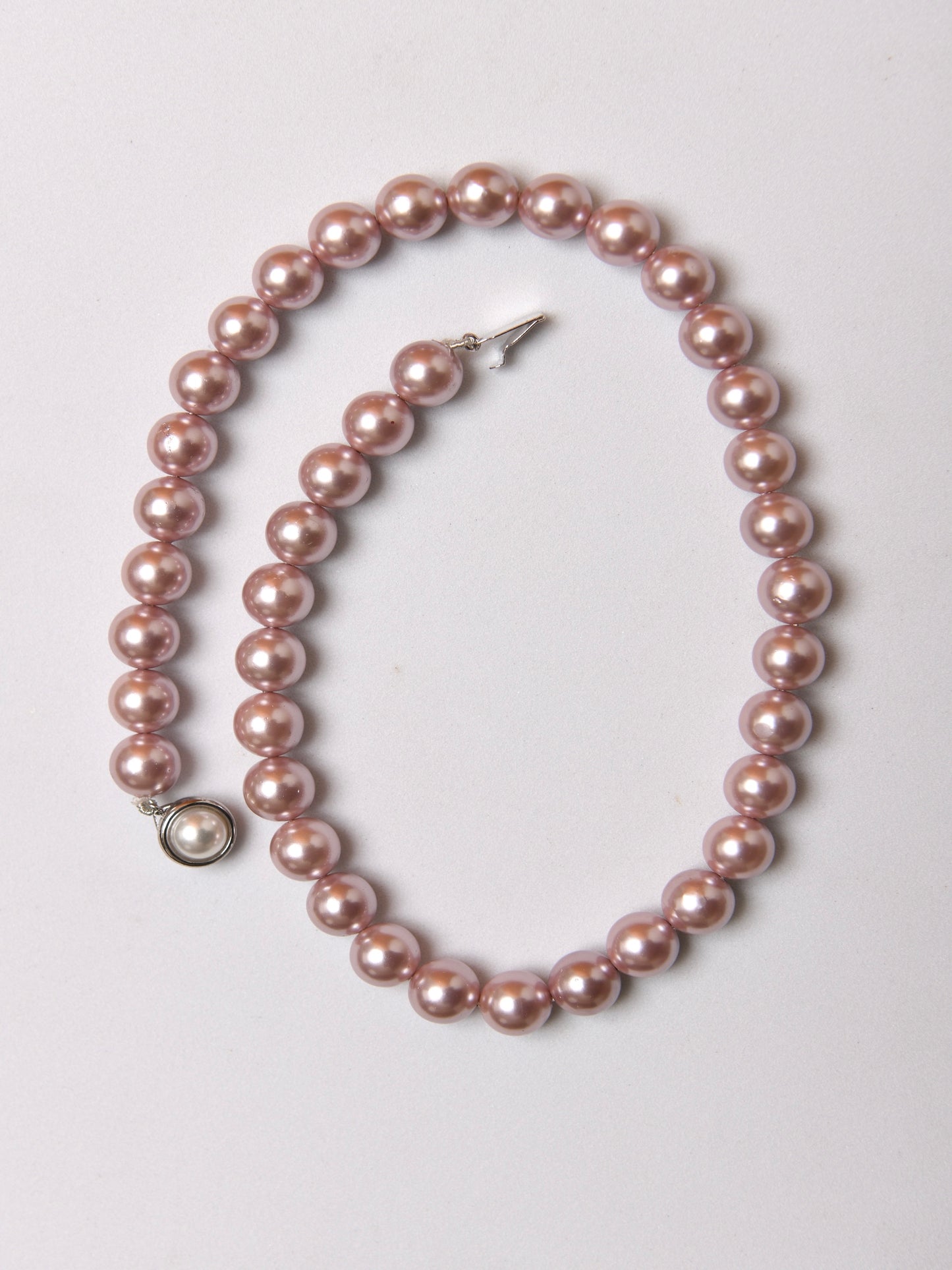 Violet Pearls Necklace
