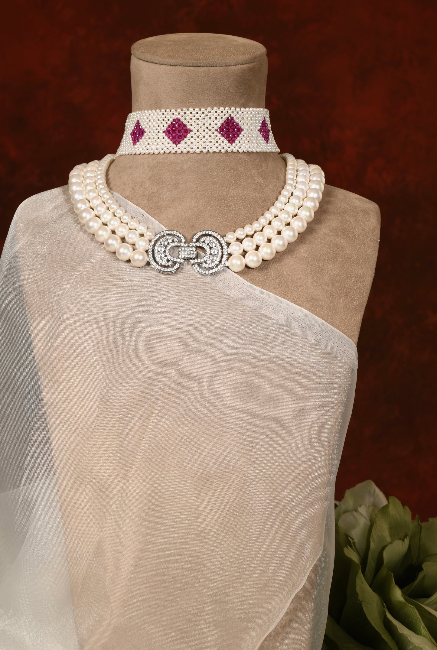 Pearl Ruby Choker Band