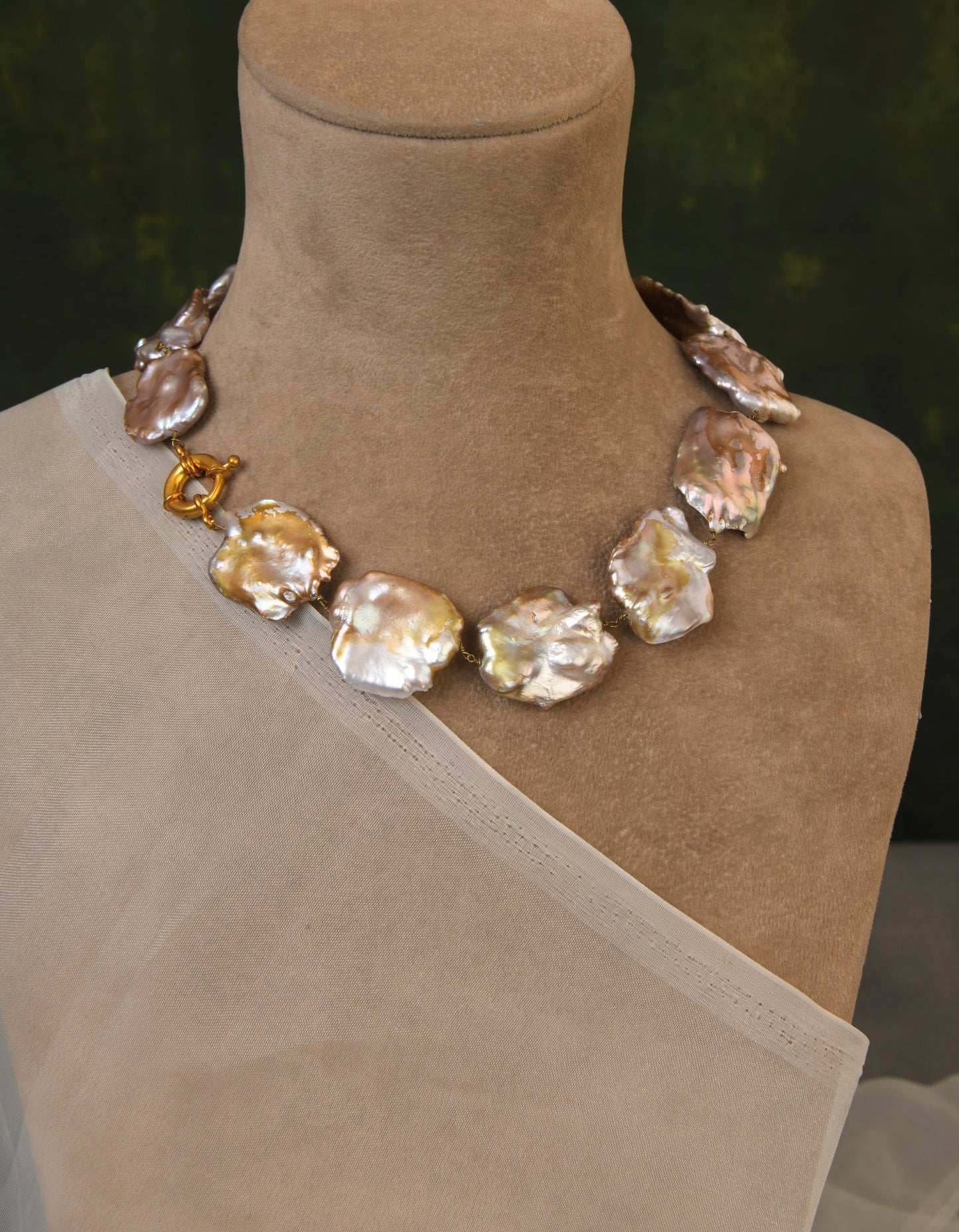 Flat Pearls Statement Necklace (Natural Freshwater Pearls)