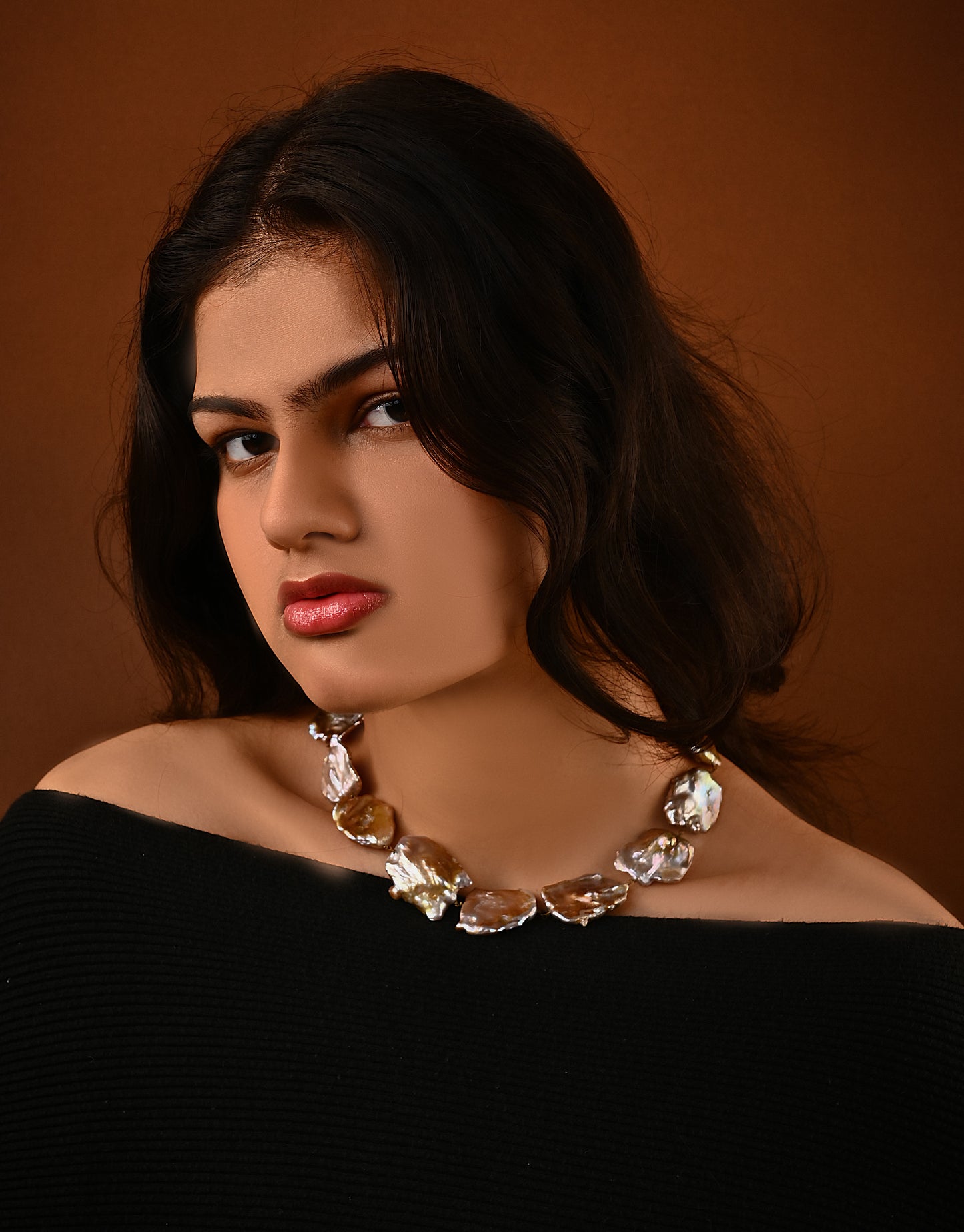 Flat Pearls Statement Necklace (Natural Freshwater Pearls)