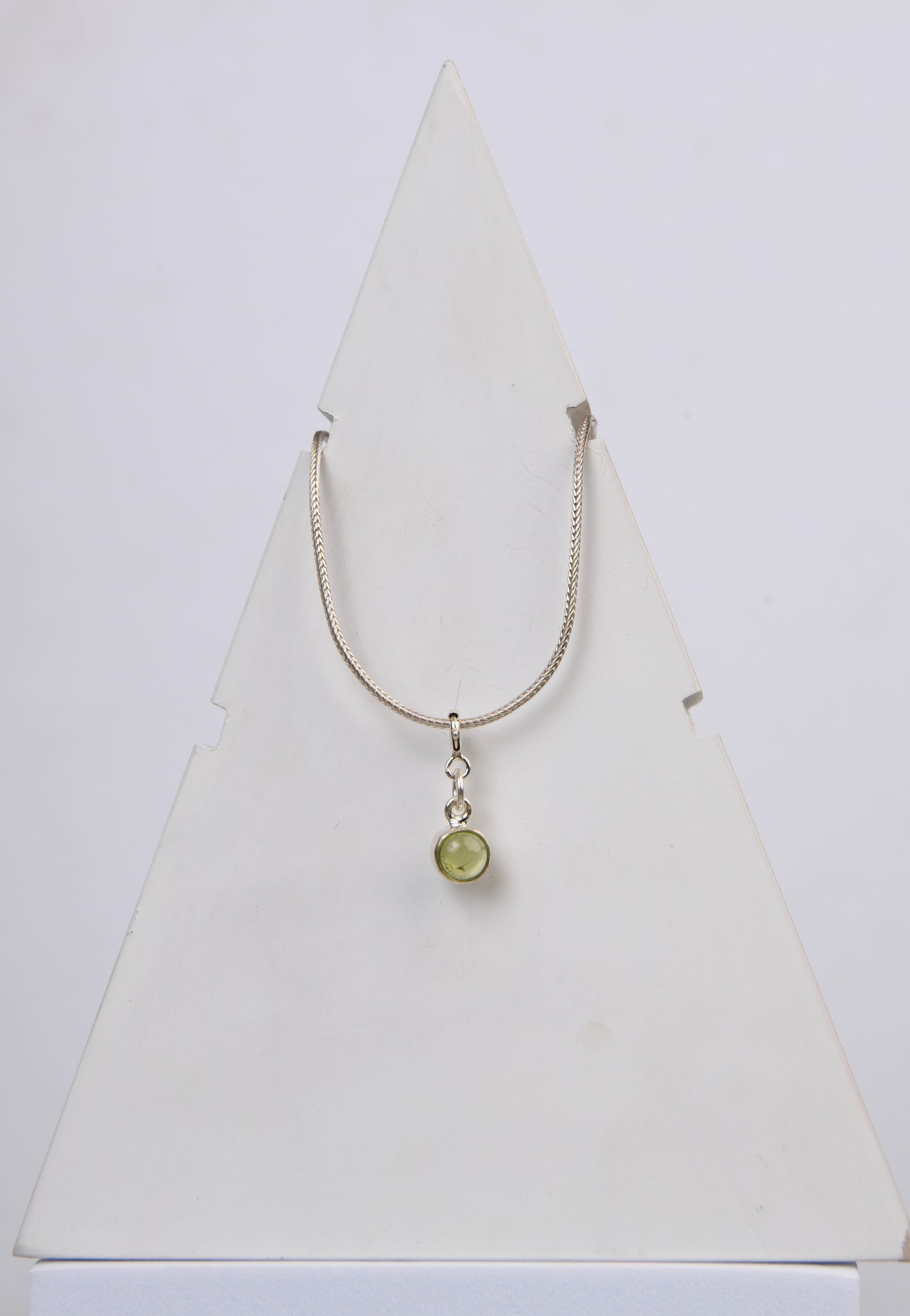 Peridot Pendant In Silver Chain