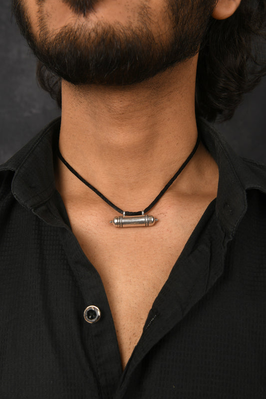 'Raw' Men Silver Taweez ok