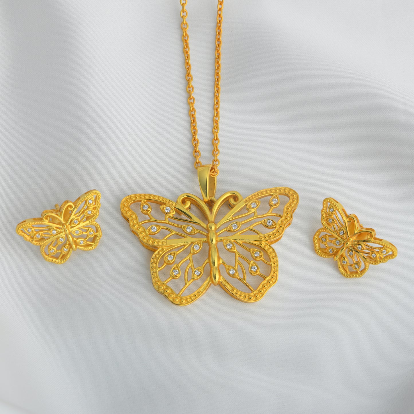 Beautiful Wings Gold Plated Butterfly Necklace Set