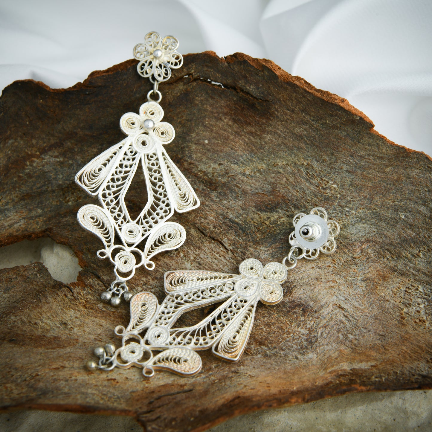 Hibiscus Filigree Silver Danglers