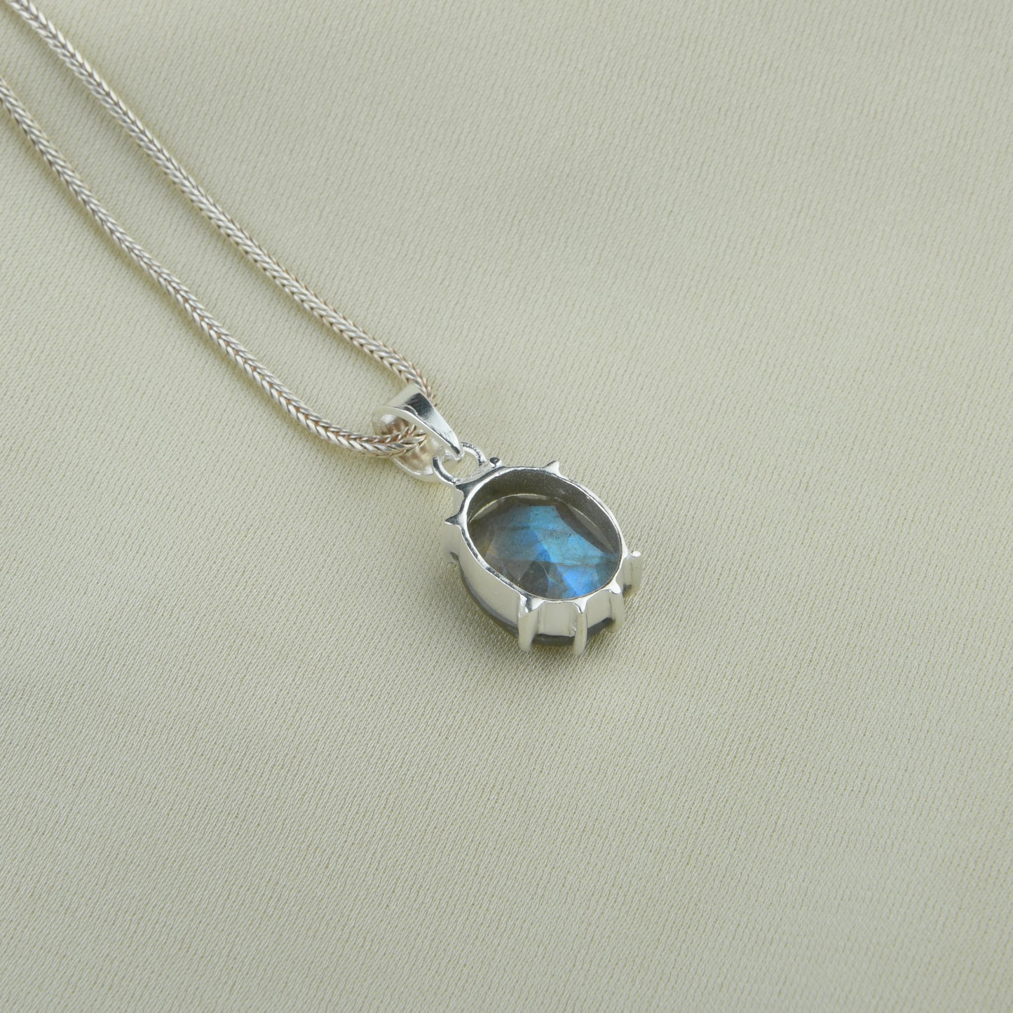 Labradorite Pendant with Chain