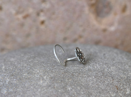 Celtic Round Silver Nose Pin