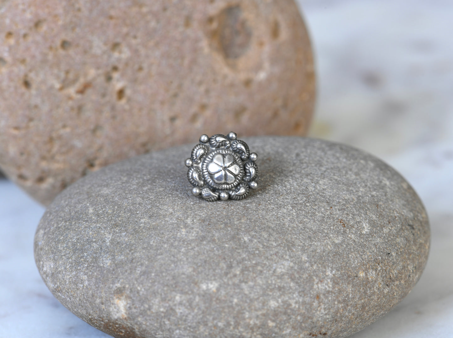 Paisley Silver Nose Pin