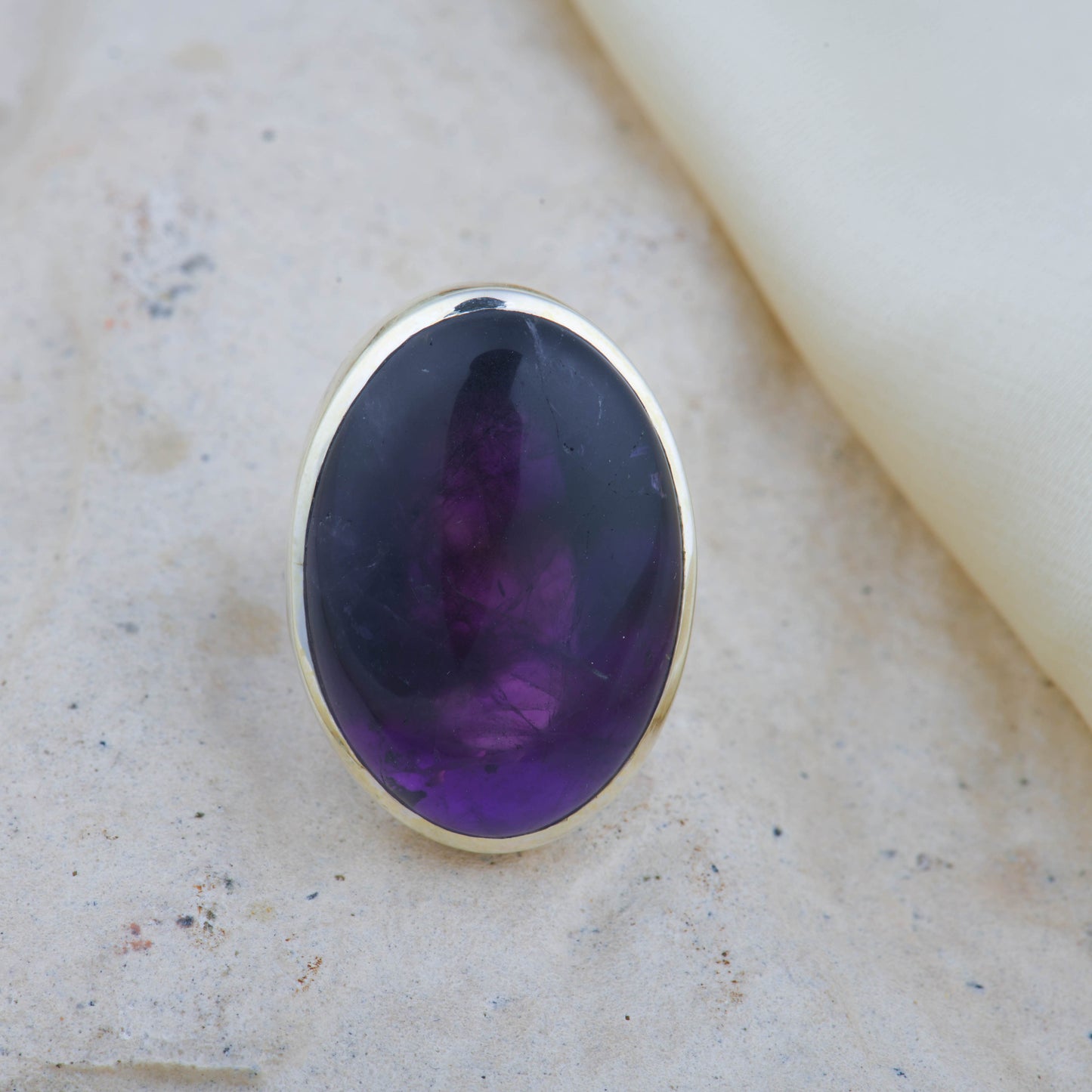 Eternal Amethyst Oval Silver Ring