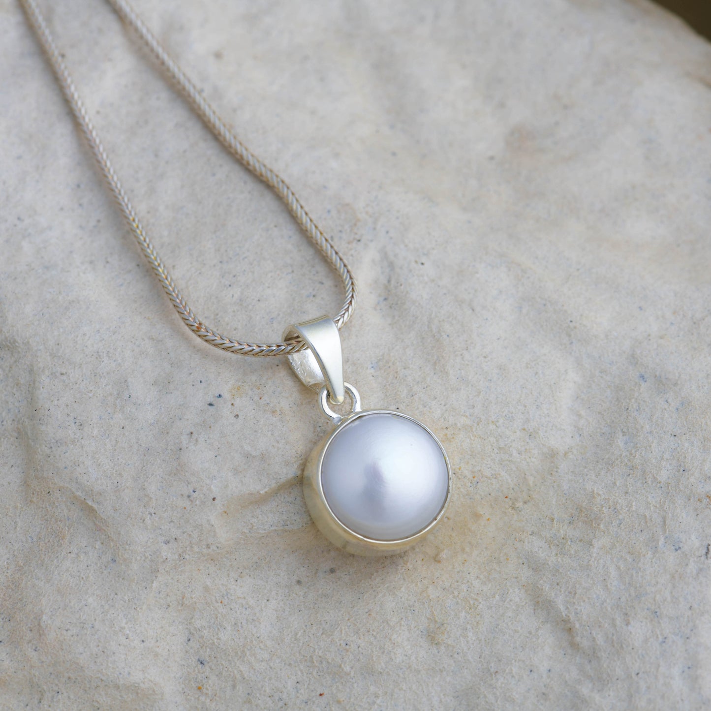 Dreamy Pearl Pendant Set (Without chain)