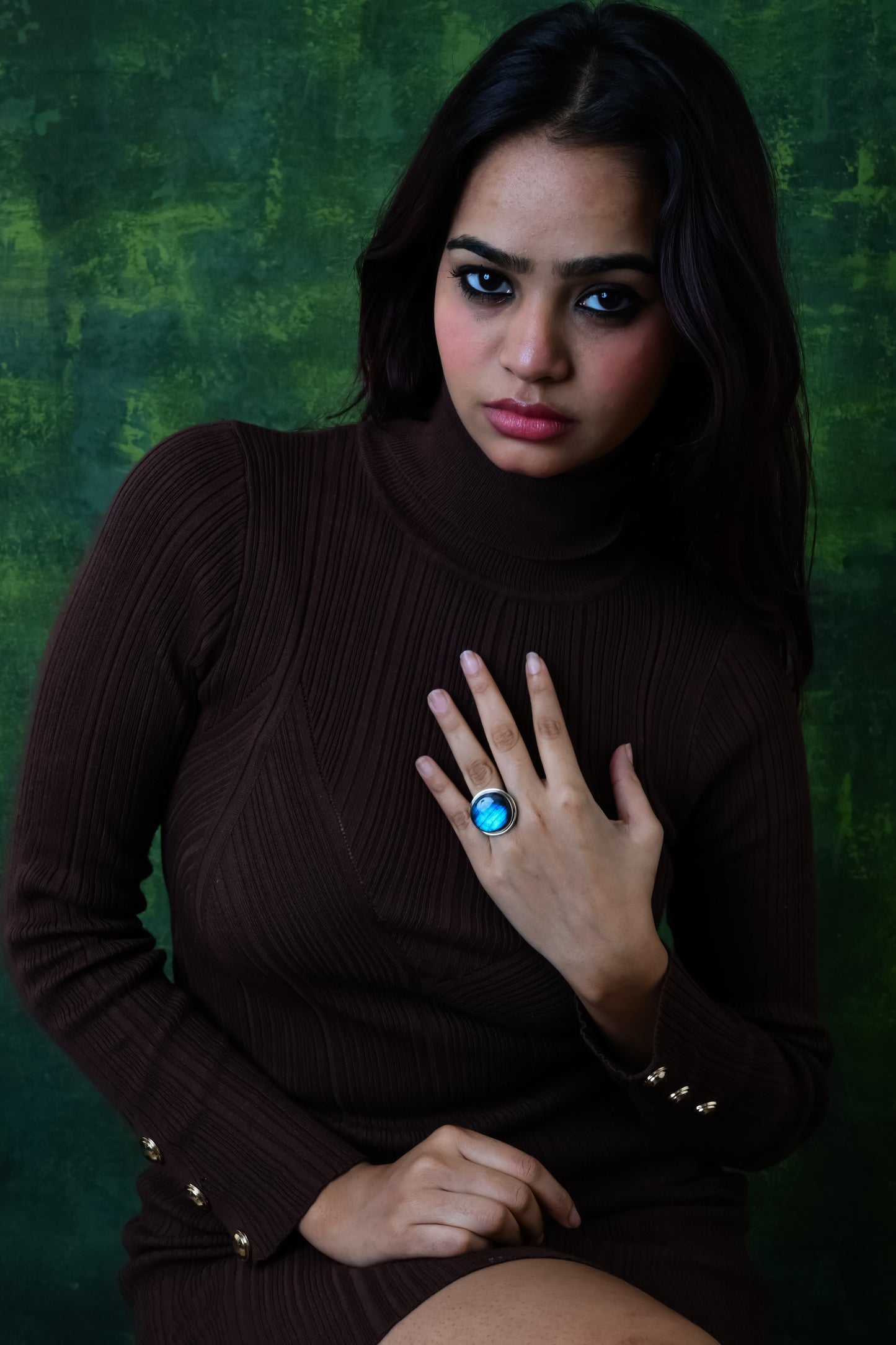 Round Labradorite Silver Ring