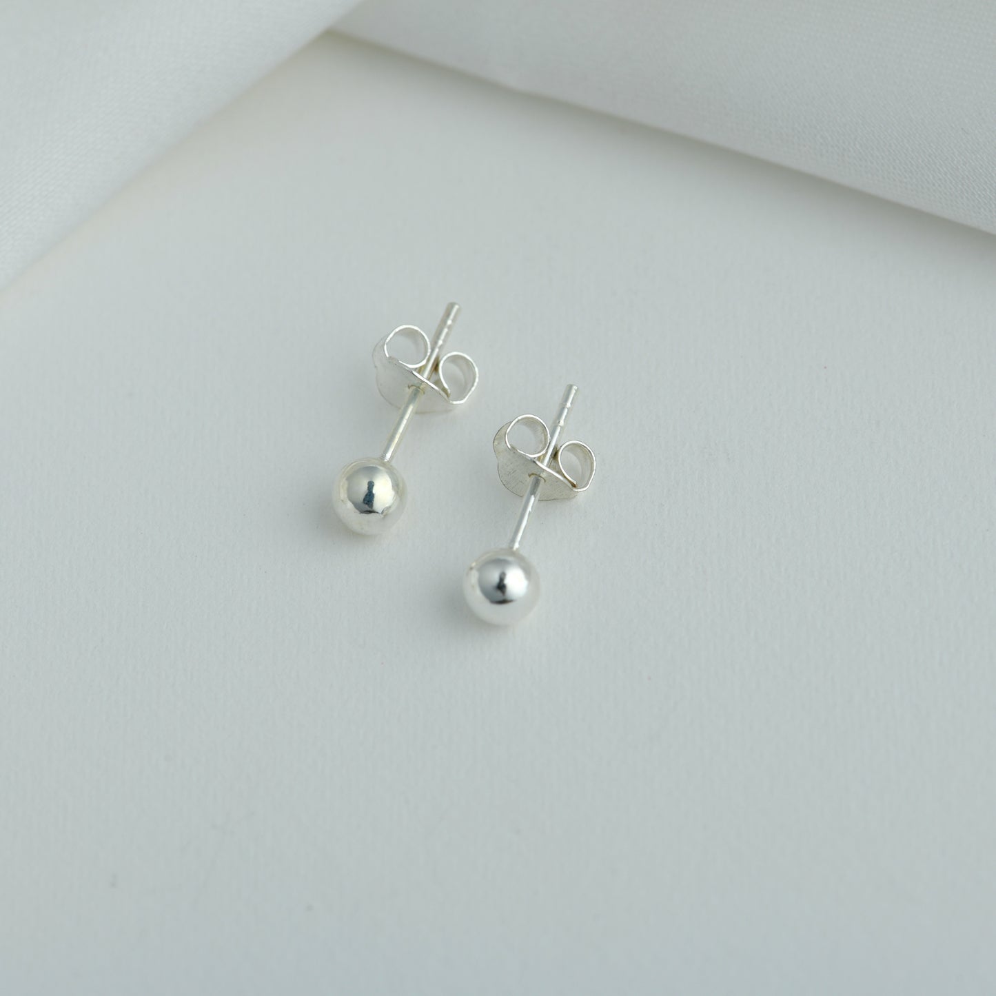 Silver Ball Studs( 5mm )