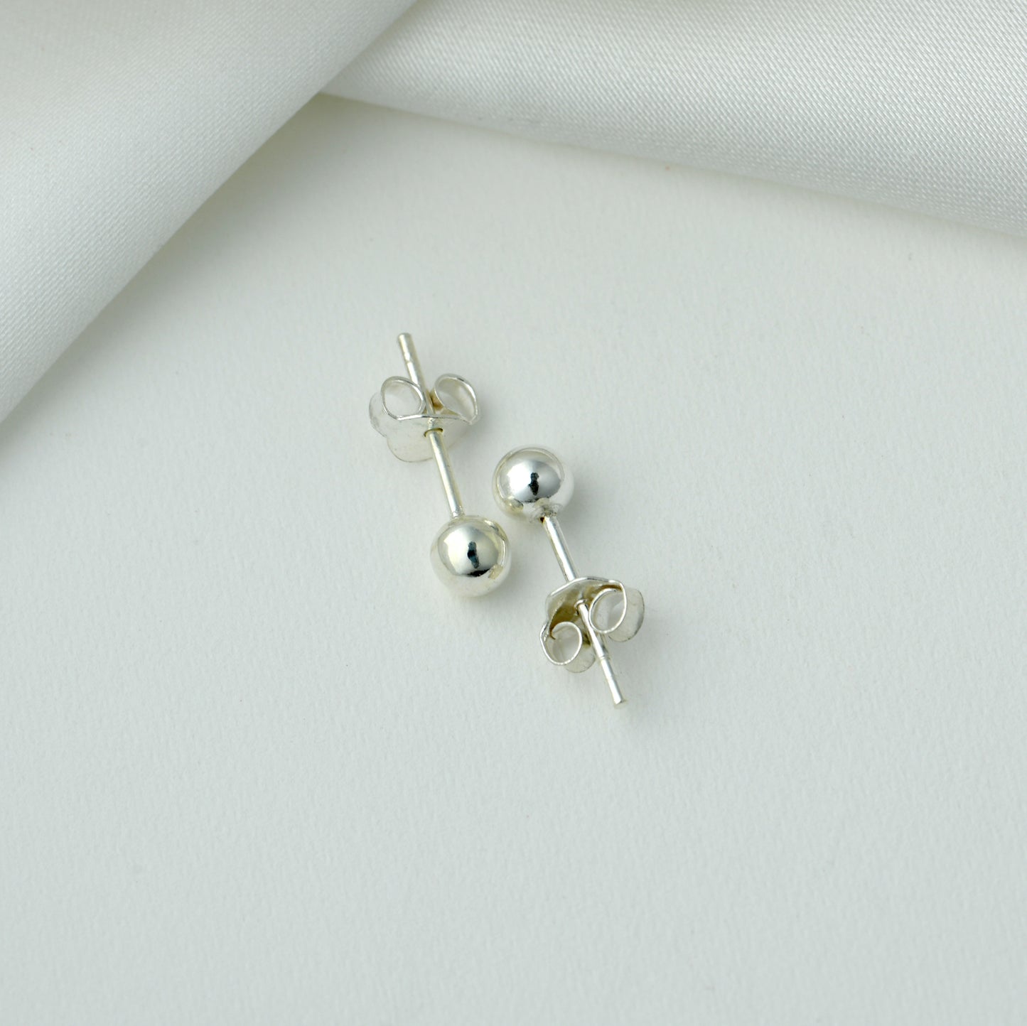 Silver Ball Studs( 5mm )