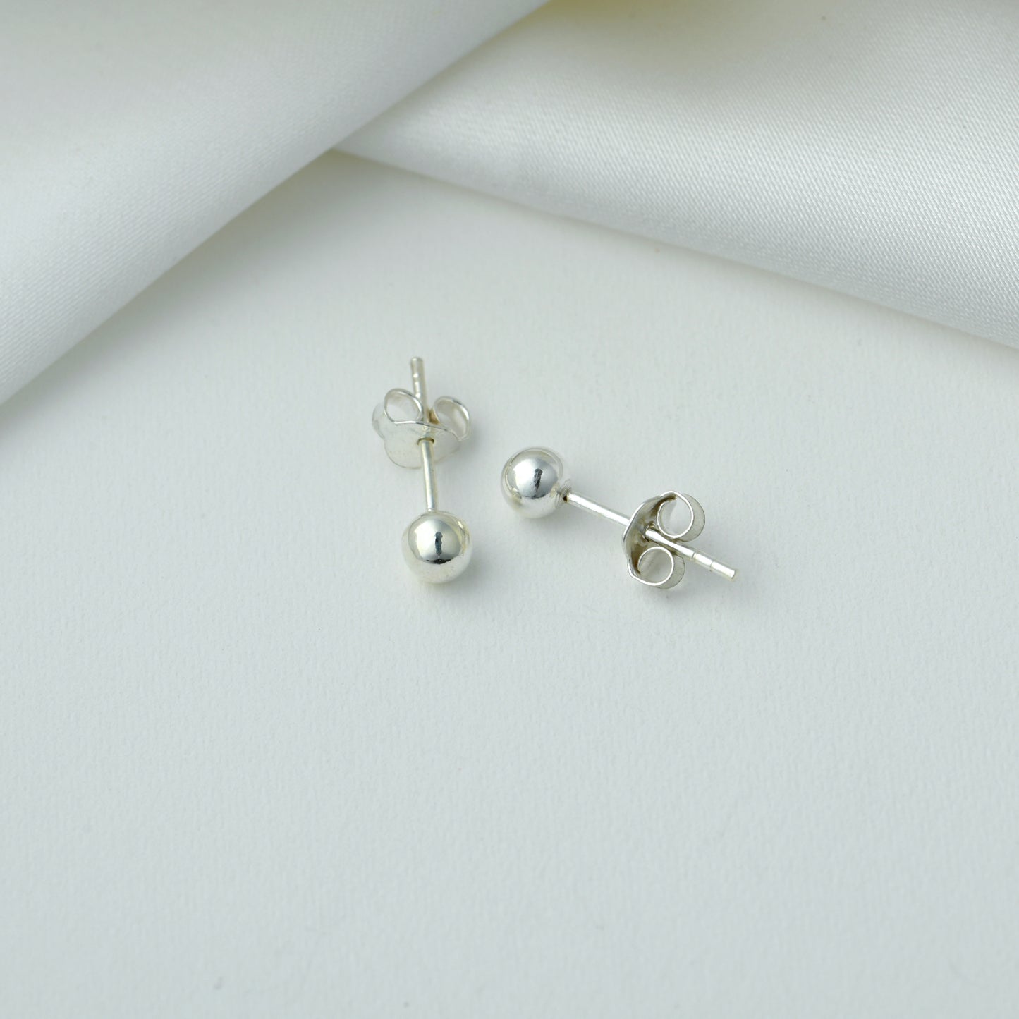 Silver Ball Studs( 5mm )