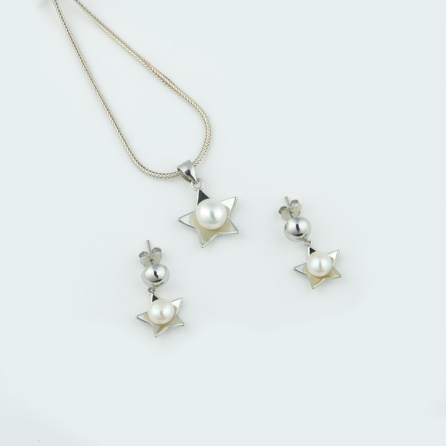 Pearl Star Pendant Set with Chain