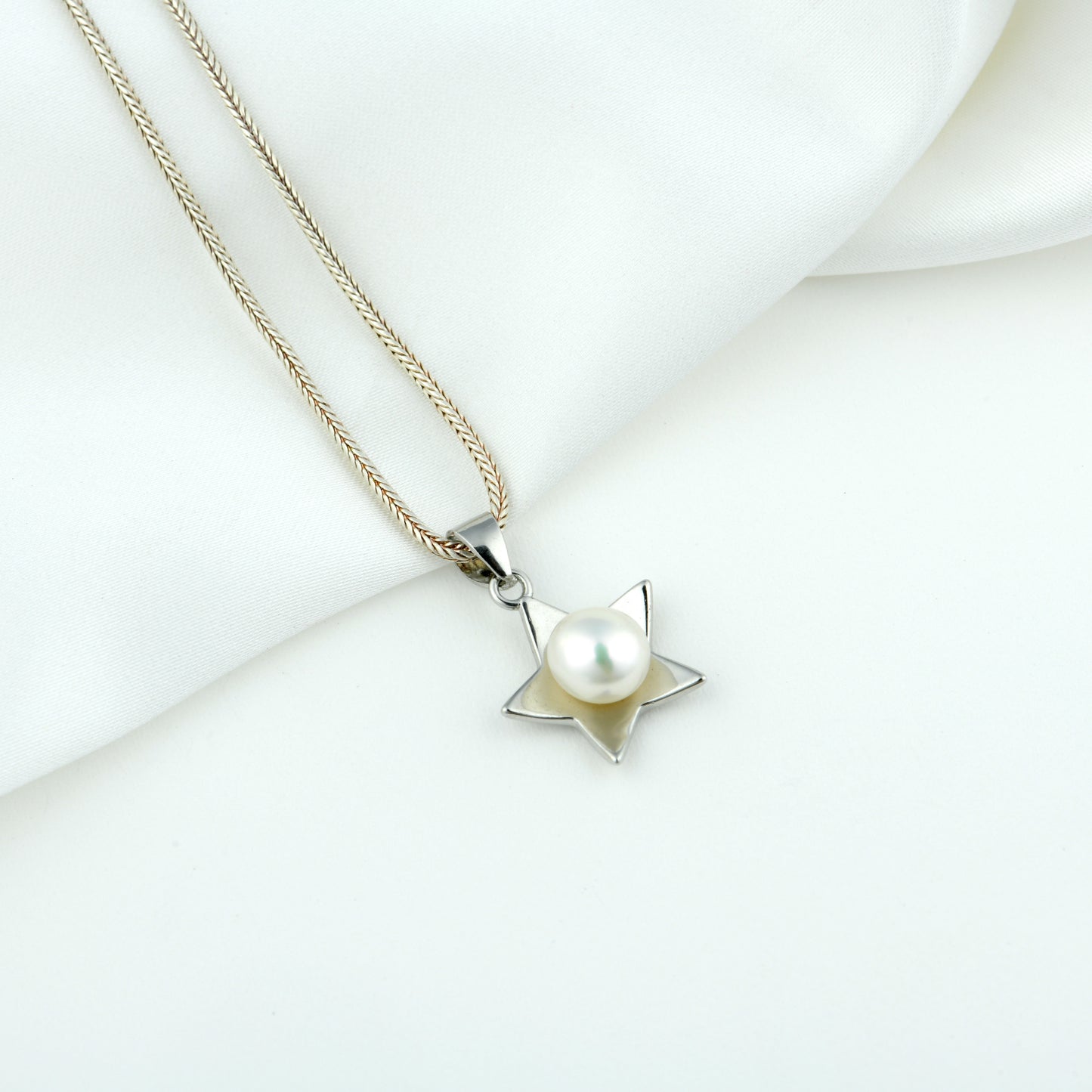 Pearl Star Pendant Set with Chain