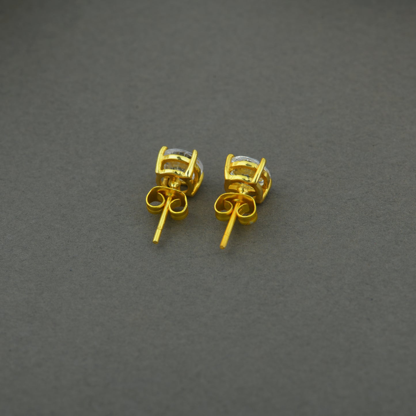 Prong Set Solitaire Style Studs