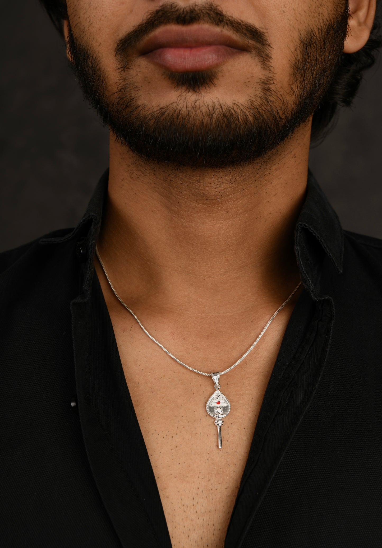"Ekasha Mace" Silver Shiva Pendant